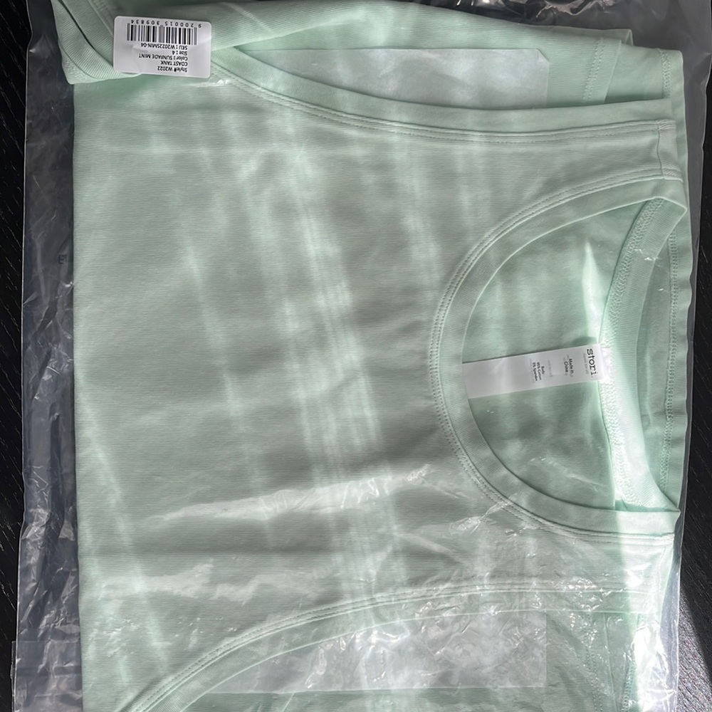 NWT Stori Coast Tank